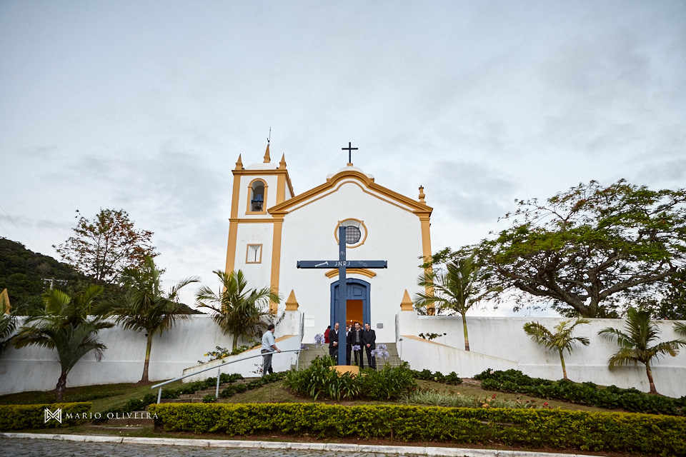 casamento na praia dos ingleses, vestido de noiva, making of noivo, mario oliveira, melhor fotografo de florianopolis
