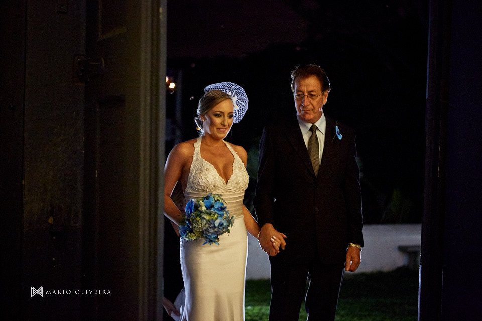 casamento na praia dos ingleses, vestido de noiva, making of noivo, mario oliveira, melhor fotografo de florianopolis