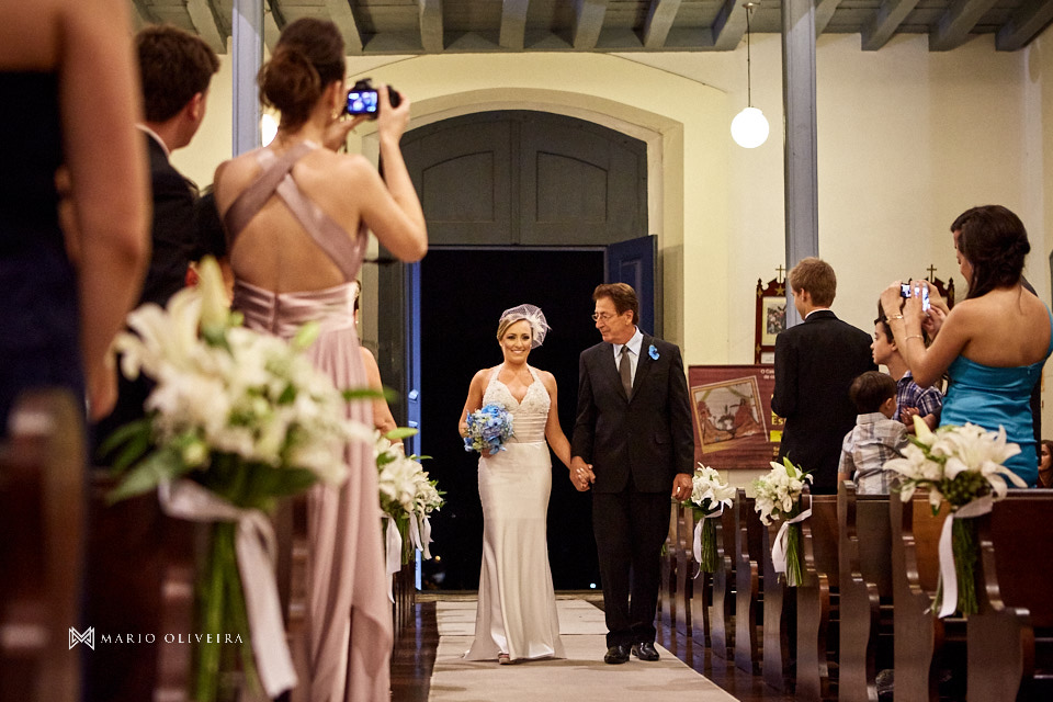 casamento na praia dos ingleses, vestido de noiva, making of noivo, mario oliveira, melhor fotografo de florianopolis