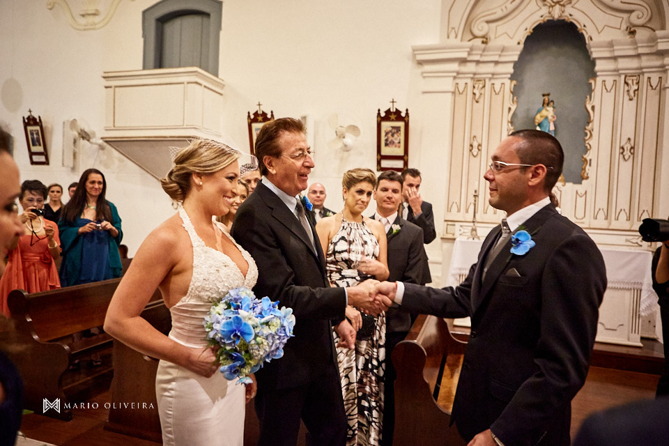 casamento na praia dos ingleses, vestido de noiva, making of noivo, mario oliveira, melhor fotografo de florianopolis