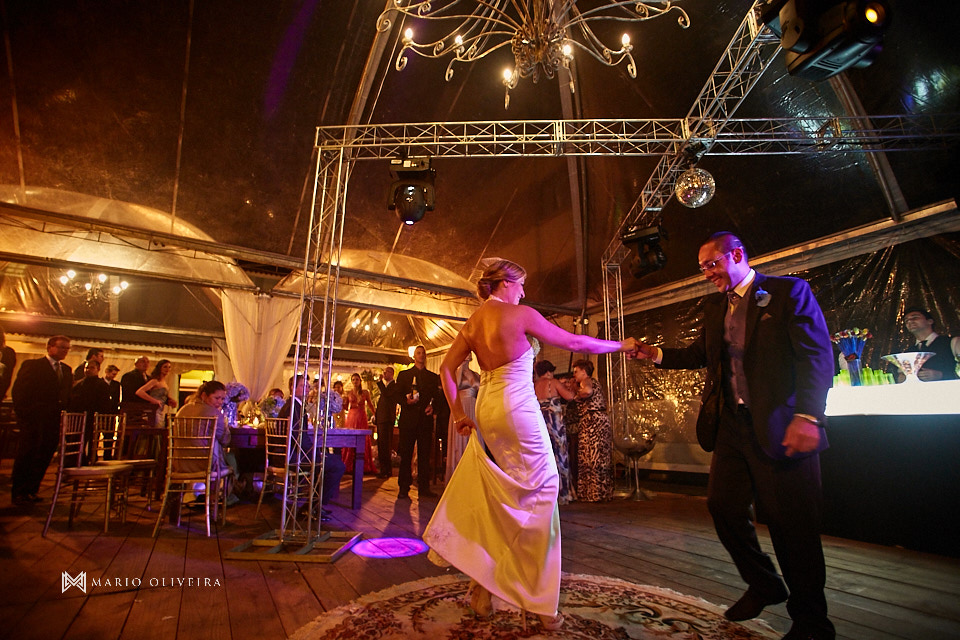 casamento na praia dos ingleses, vestido de noiva, making of noivo, mario oliveira, melhor fotografo de florianopolis