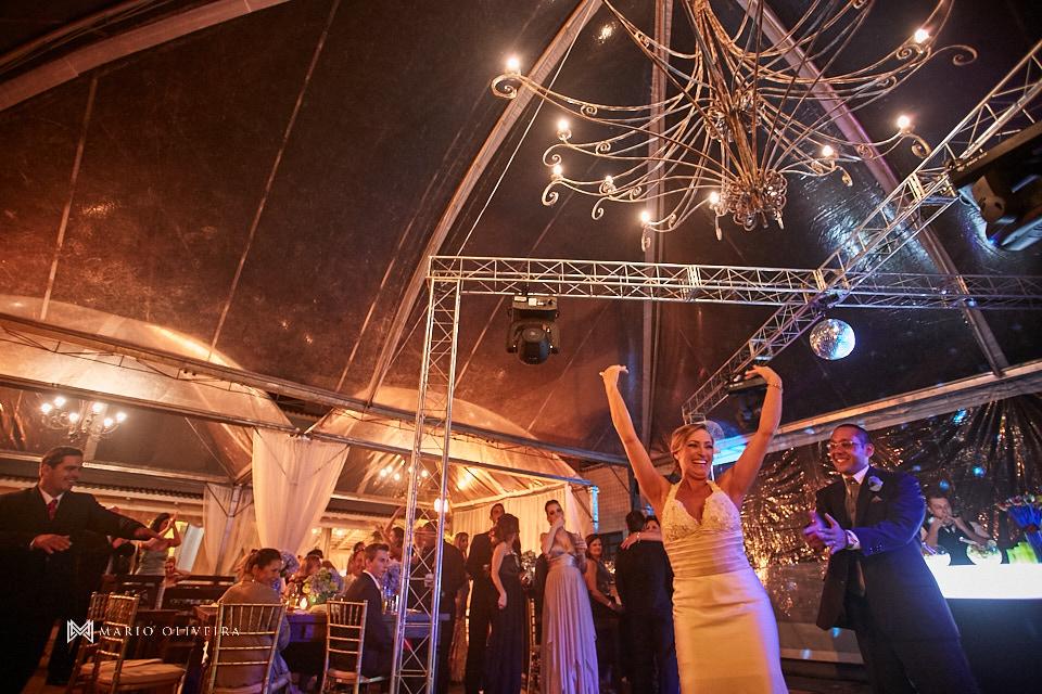 casamento na praia dos ingleses, vestido de noiva, making of noivo, mario oliveira, melhor fotografo de florianopolis