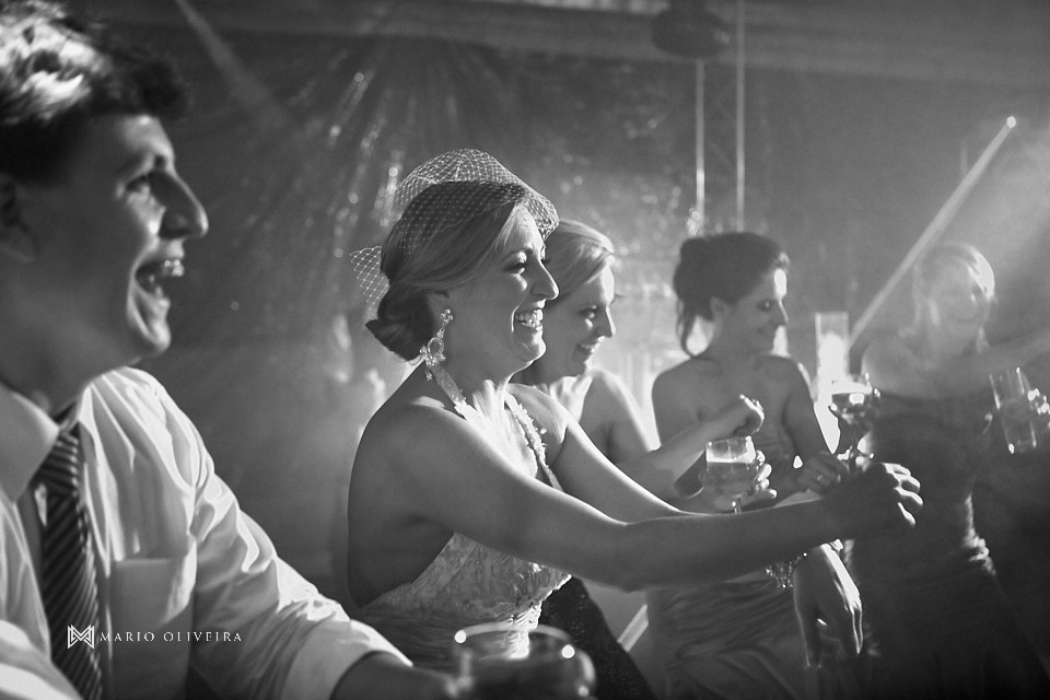 casamento na praia dos ingleses, vestido de noiva, making of noivo, mario oliveira, melhor fotografo de florianopolis