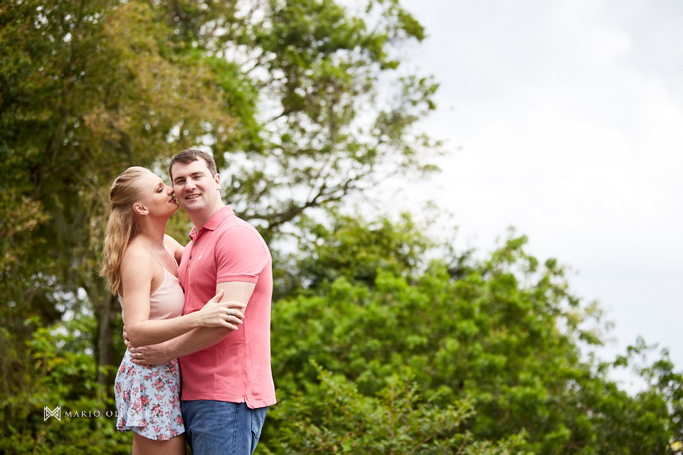casal na praia, noivos na praia, melhor fotografo de florianopolis, mario oliveira, ensaio de casal, sessão de fotos na praia, engagement session, e-session