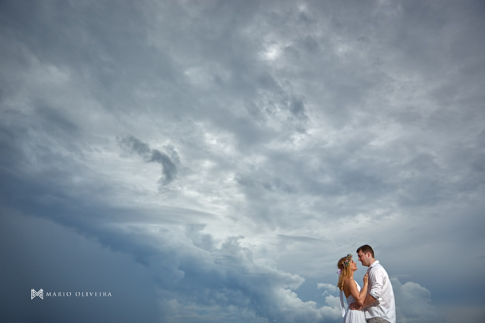 casal na praia, noivos na praia, melhor fotografo de florianopolis, mario oliveira, ensaio de casal, sessão de fotos na praia, engagement session, e-session