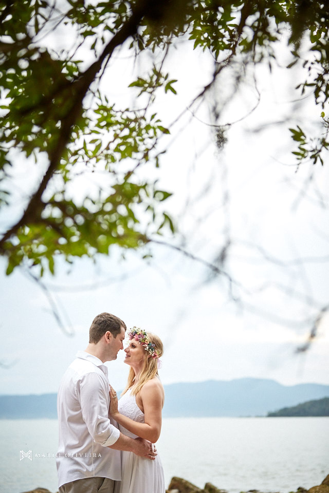 casal na praia, noivos na praia, melhor fotografo de florianopolis, mario oliveira, ensaio de casal, sessão de fotos na praia, engagement session, e-session