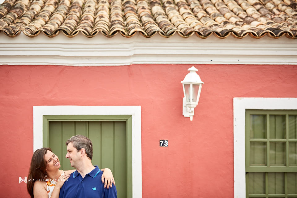 ensaio de casal, fotos no ribeirão da ilha, mario oliveira, fotografo de casamento, melhor fotografo de florianopolis, fotos com cachorro, pitbull, praia da armação, nascer do sol