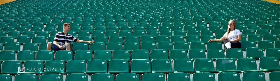 casal na praia, casa no orlando scarpelli, fotos no campo do figueirense, fotografo de casamento, mario oliveira, melhor fotografo de florianopolis, ensaio pre-casamento, pre wedding, guarda do embau