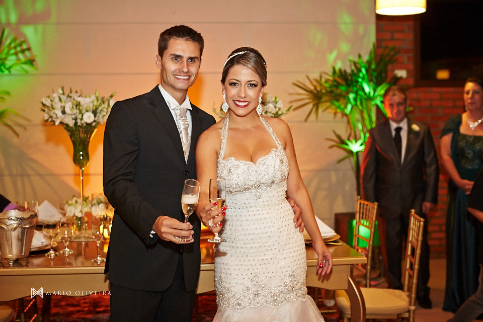 fotografia de casamento, casamento na palhoça, mario oliveira, melhor fotografo de florianopolis, making of da noiva no salão douglas e luciano, noivo, casal