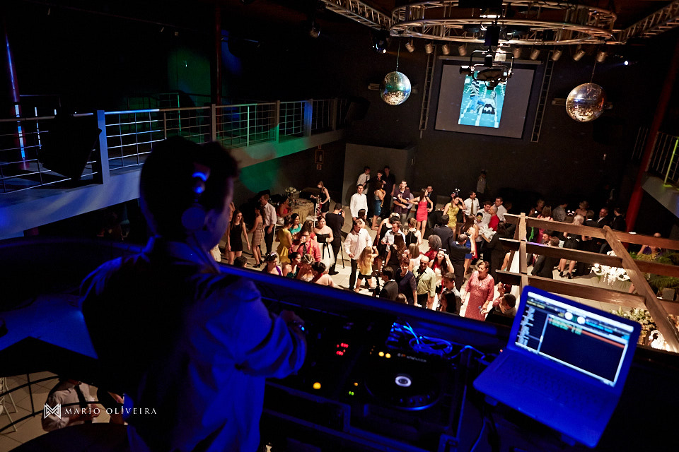 fotografia de casamento, casamento na palhoça, mario oliveira, melhor fotografo de florianopolis, making of da noiva no salão douglas e luciano, noivo, casal