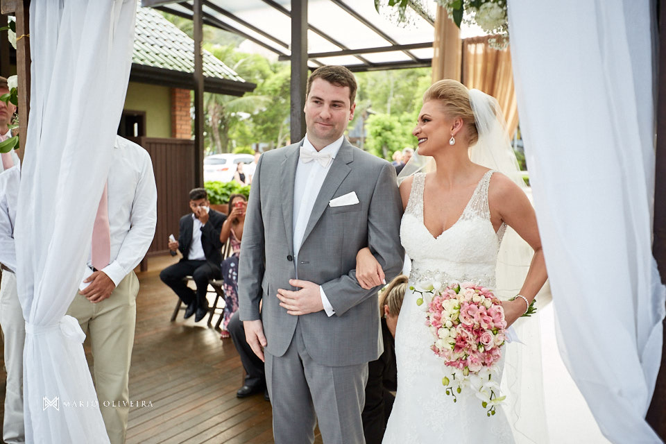 casamento na praia, casamento em balneário camboriu, madrinha, padrinhos, melhor fotografo de forianopolis, casamento de dia, infinito blue