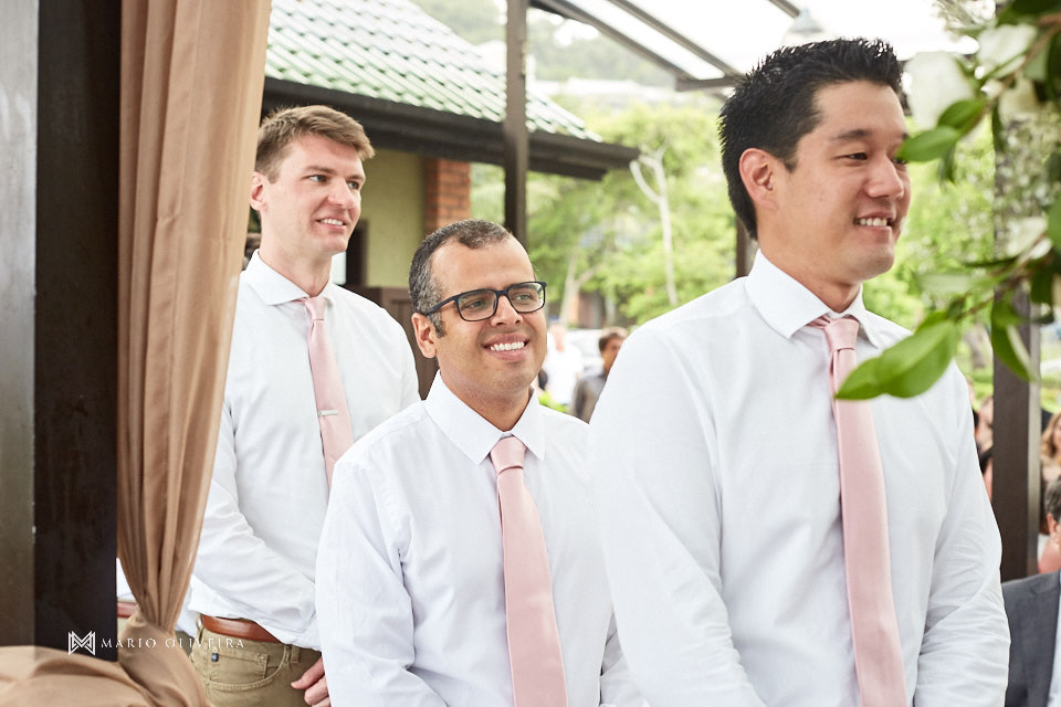casamento na praia, casamento em balneário camboriu, madrinha, padrinhos, melhor fotografo de forianopolis, casamento de dia, infinito blue