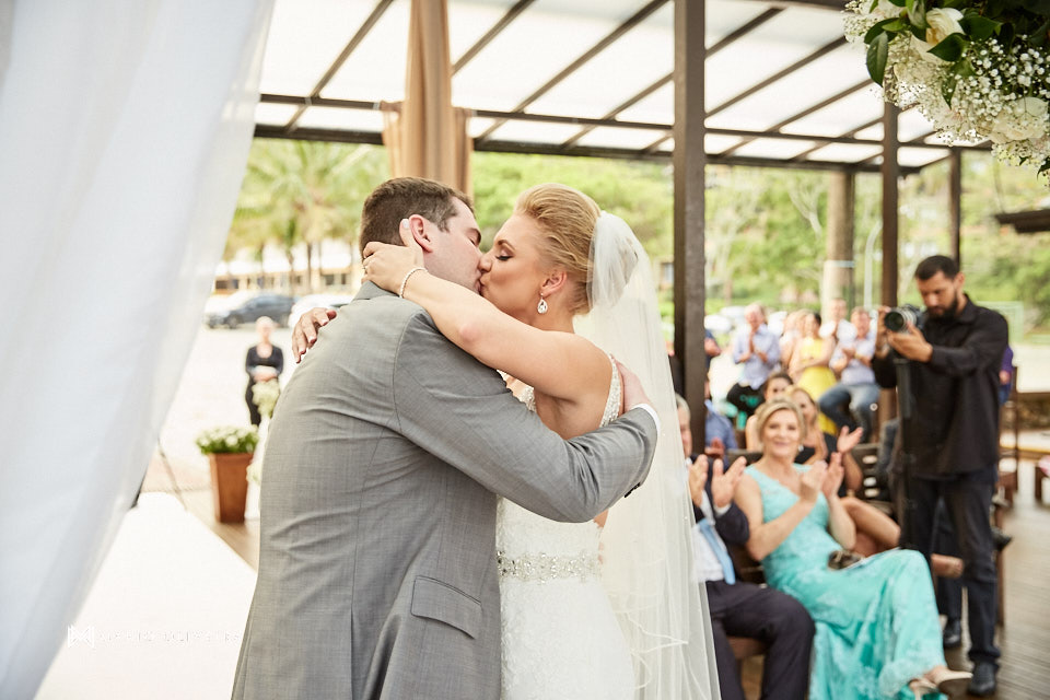 casamento na praia, casamento em balneário camboriu, madrinha, padrinhos, melhor fotografo de forianopolis, casamento de dia, infinito blue