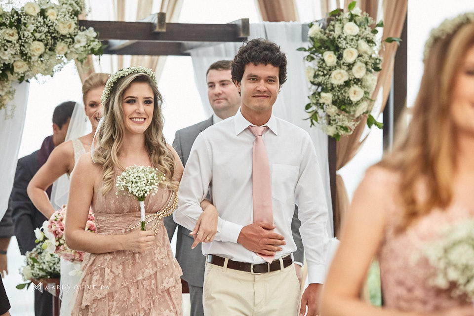 casamento na praia, casamento em balneário camboriu, madrinha, padrinhos, melhor fotografo de forianopolis, casamento de dia, infinito blue
