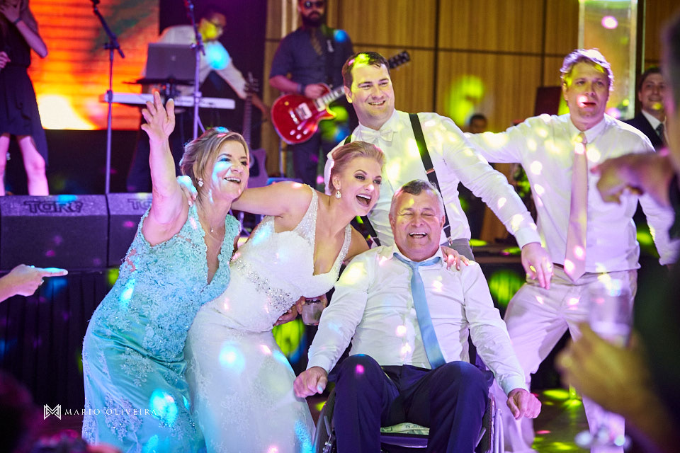 casamento na praia, casamento em balneário camboriu, madrinha, padrinhos, melhor fotografo de forianopolis, casamento de dia, infinito blue