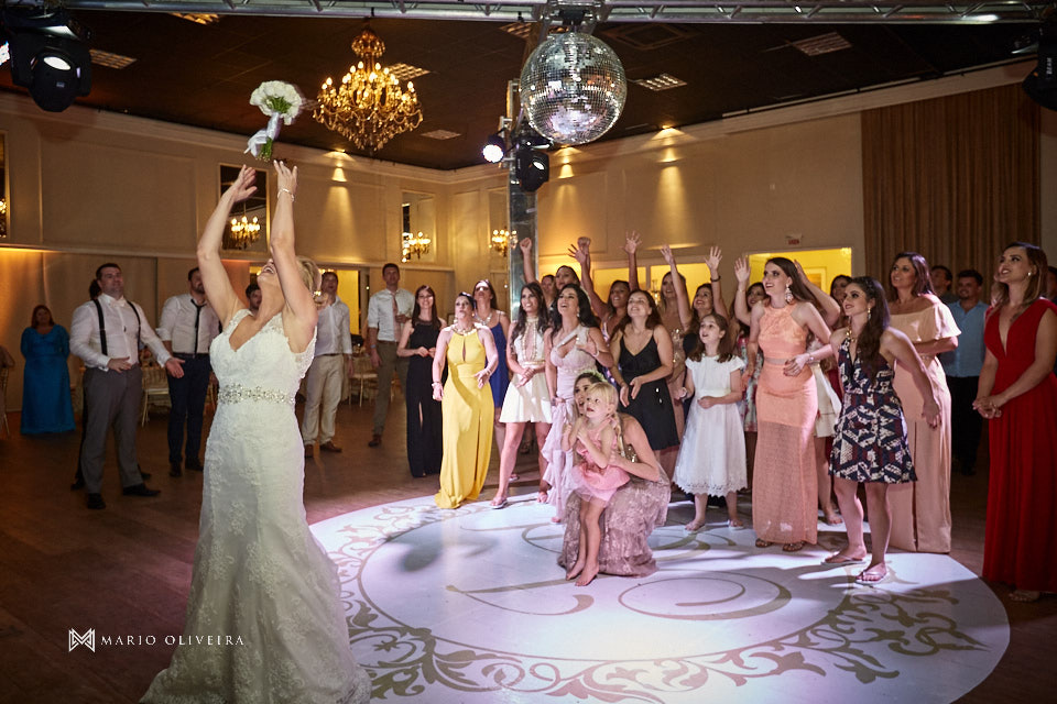 casamento na praia, casamento em balneário camboriu, madrinha, padrinhos, melhor fotografo de forianopolis, casamento de dia, infinito blue