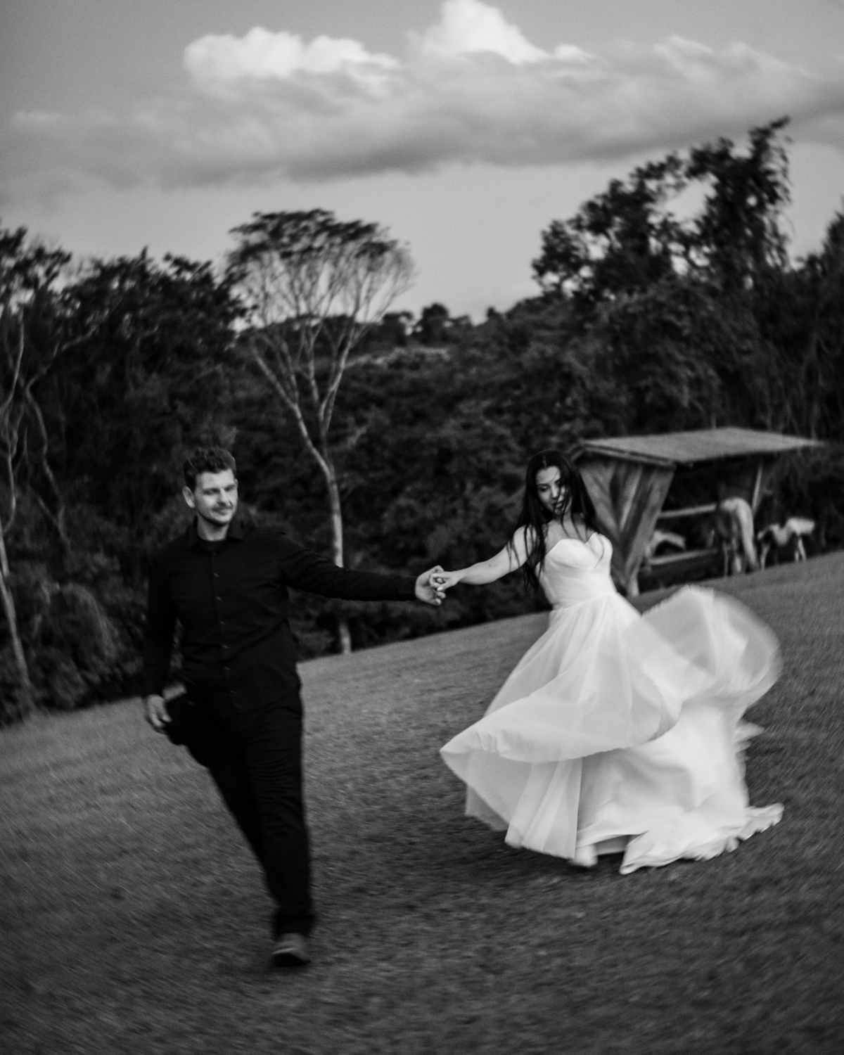 ensaio-prewedding-patrcia-rogerio-coutry-cavalo-chapeu-boiadeira-fotografo-casamento-interior-agroboy-haras-campo-praia-mocambique-florianopolis-indaial-gaucho-fotos-casal