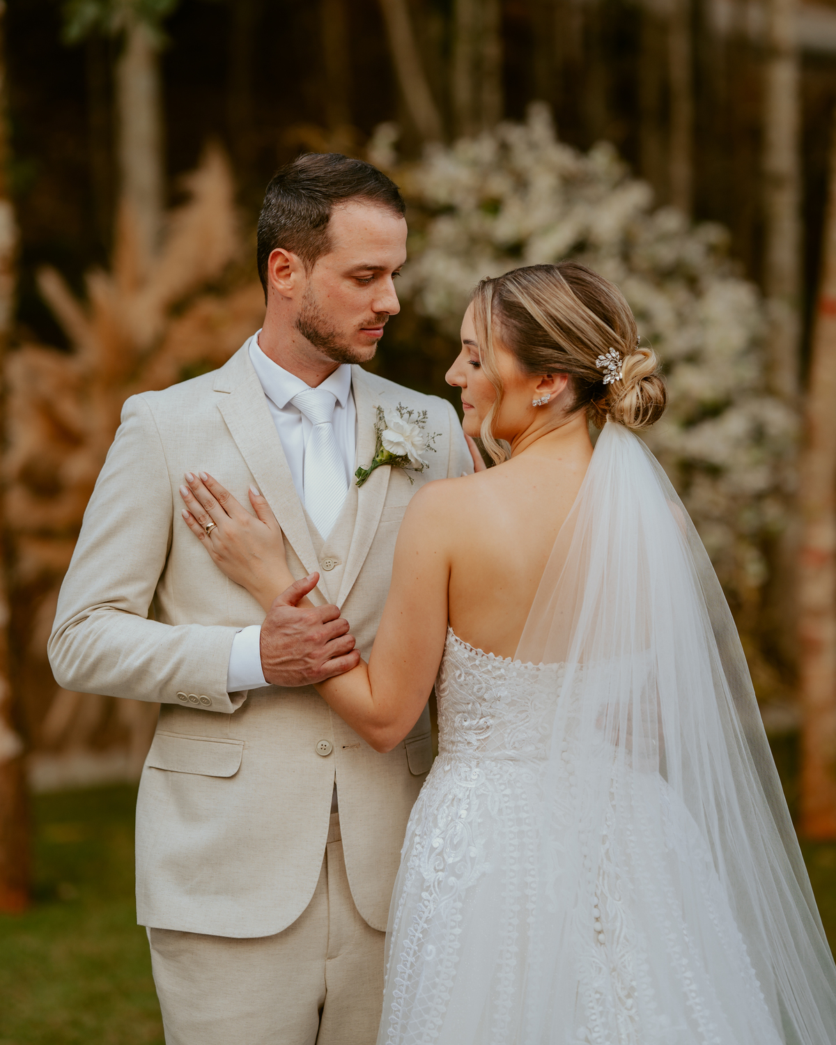 casamento-em-timbo-sc-cerimonia-ao-ar-livre-no-sitio-da-familia-mini-wedding-anna-e-marco-fotografia-de-casamento-no-vale-europeu-fotografo-de-casamento-em-santa-catarina