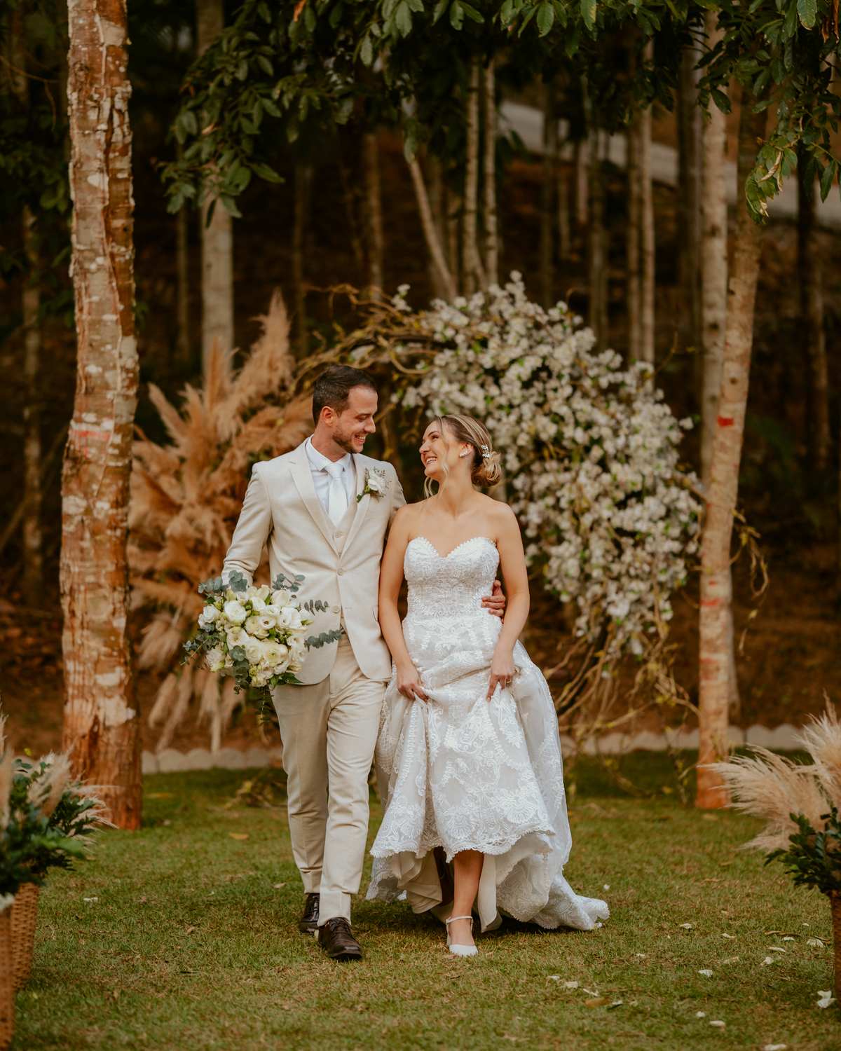 casamento-em-timbo-sc-cerimonia-ao-ar-livre-no-sitio-da-familia-mini-wedding-anna-e-marco-fotografia-de-casamento-no-vale-europeu-fotografo-de-casamento-em-santa-catarina