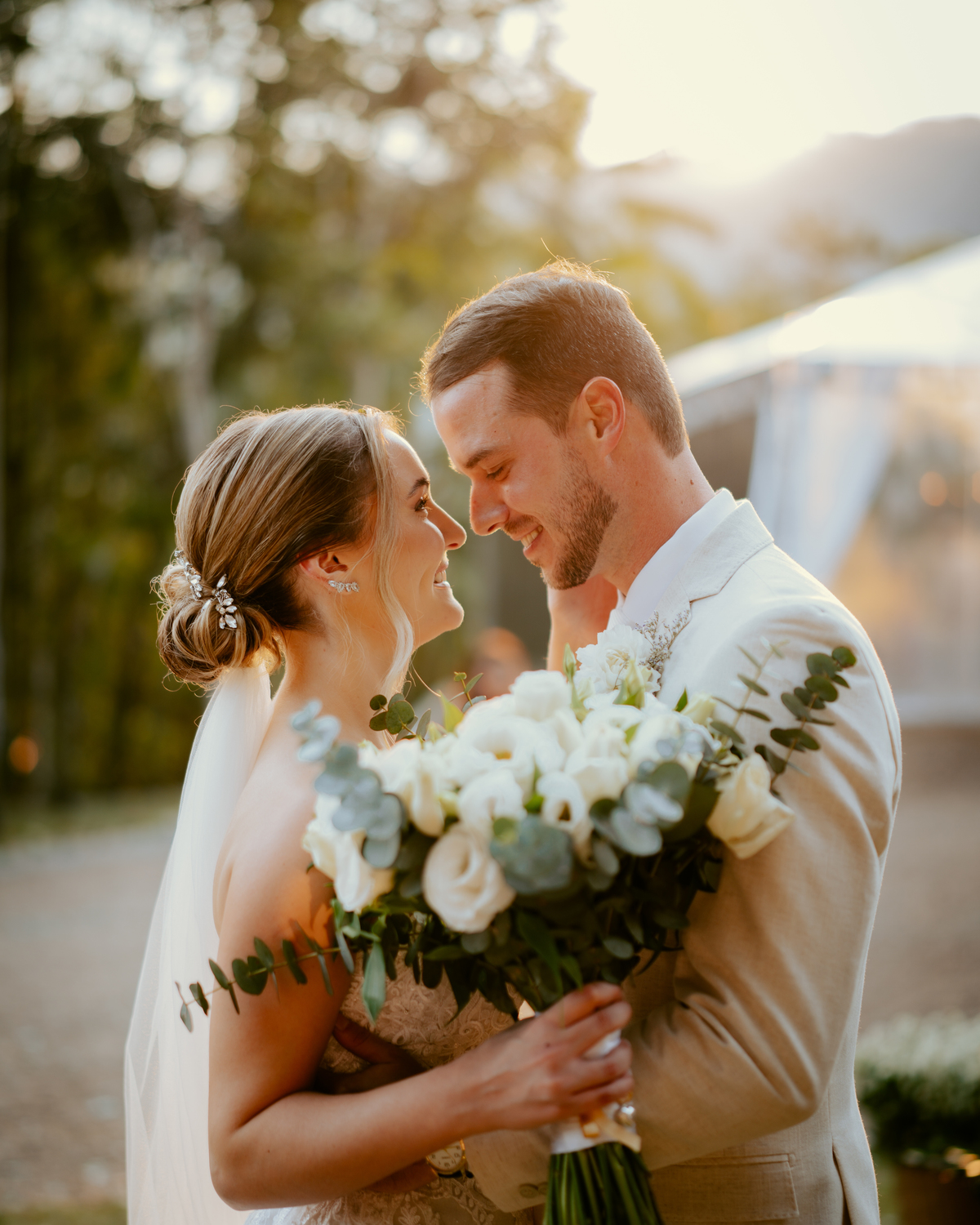 casamento-intimista-no-sitio-da-familia-em-timbo-santa-catarina-mini-wedding-anna-e-marco-cerimonia-ao-ar-livre-fotografia-de-casamento-no-vale-europeu