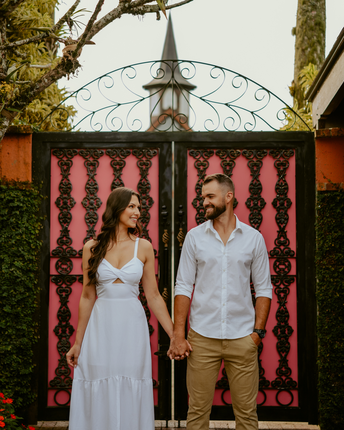 pre-wedding-em-joinville-parque-hemero-jardins-floridos-e-jardim-dos-girassois-ensaio-pre-casamento-vanessa-e-alex-fotografo-de-casamento-joinville-santa-catarina