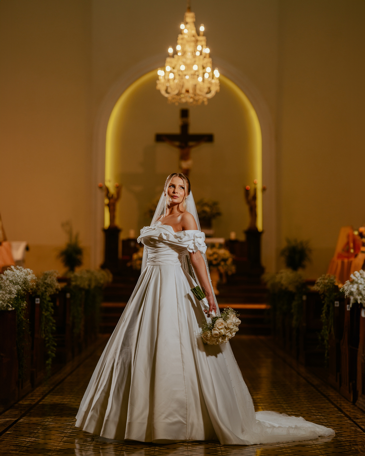 casamento-kamila-e-neto-em-luiz-alves-sc-cerimonia-na-igreja-sao-vicente-de-paulo-fotografia-de-casamento-vale-europeu