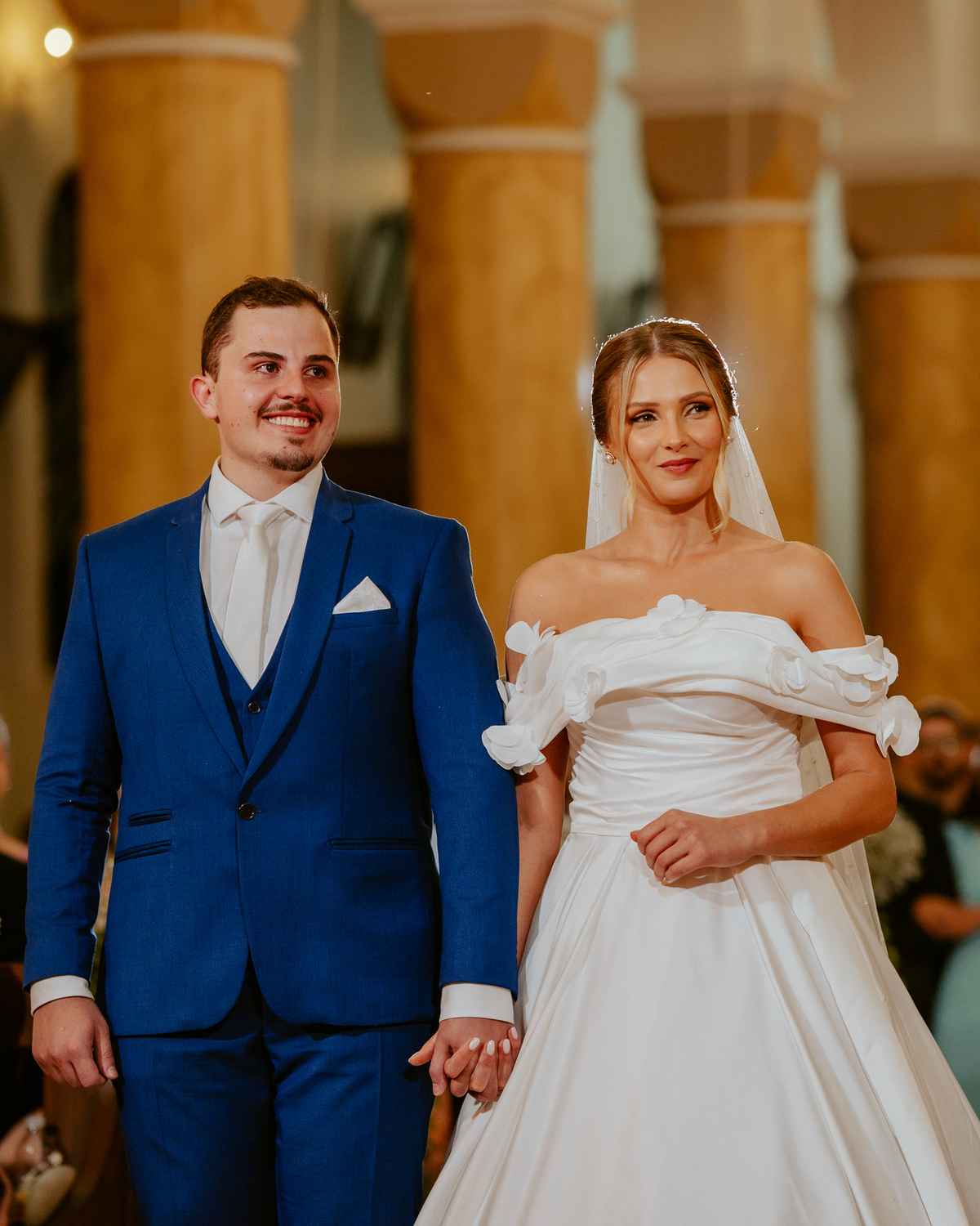 casamento-kamila-e-neto-em-luiz-alves-sc-cerimonia-na-igreja-sao-vicente-de-paulo-fotografia-de-casamento-vale-europeu