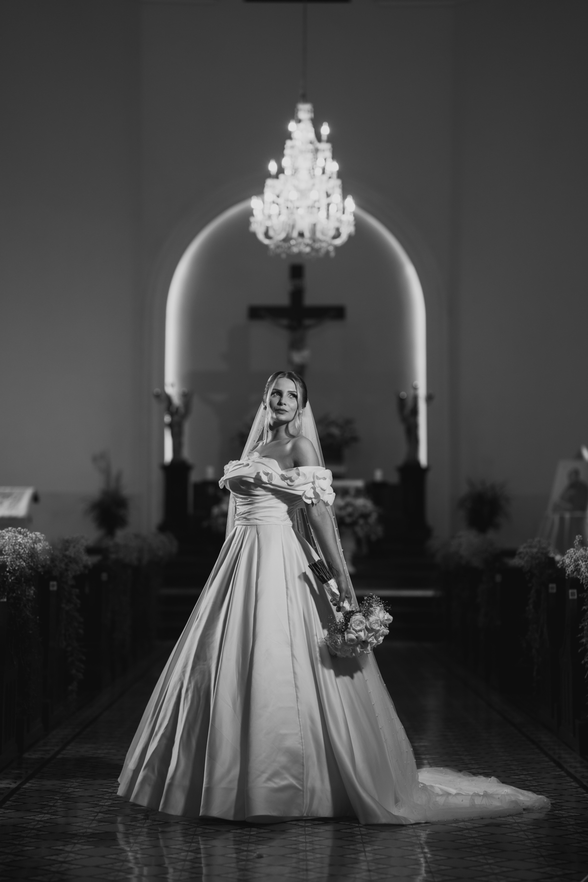 casamento-kamila-e-neto-em-luiz-alves-sc-cerimonia-na-igreja-sao-vicente-de-paulo-fotografia-de-casamento-vale-europeu