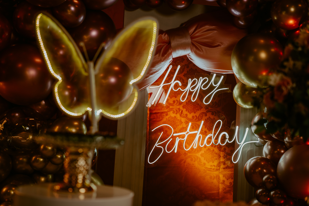 otos-fotografia-fotografo-de-15-anos-priscila-festa-de-debutante-em-rodeio-sc-adecio-cozina-moser-vale-europeu-santa-catarina-blumenau-balneario-camboriu-itajai-itapema-joinville-vestido-versat-alta-costura-indaial-making-of-salao-ld-decoracao-pink-blue-r