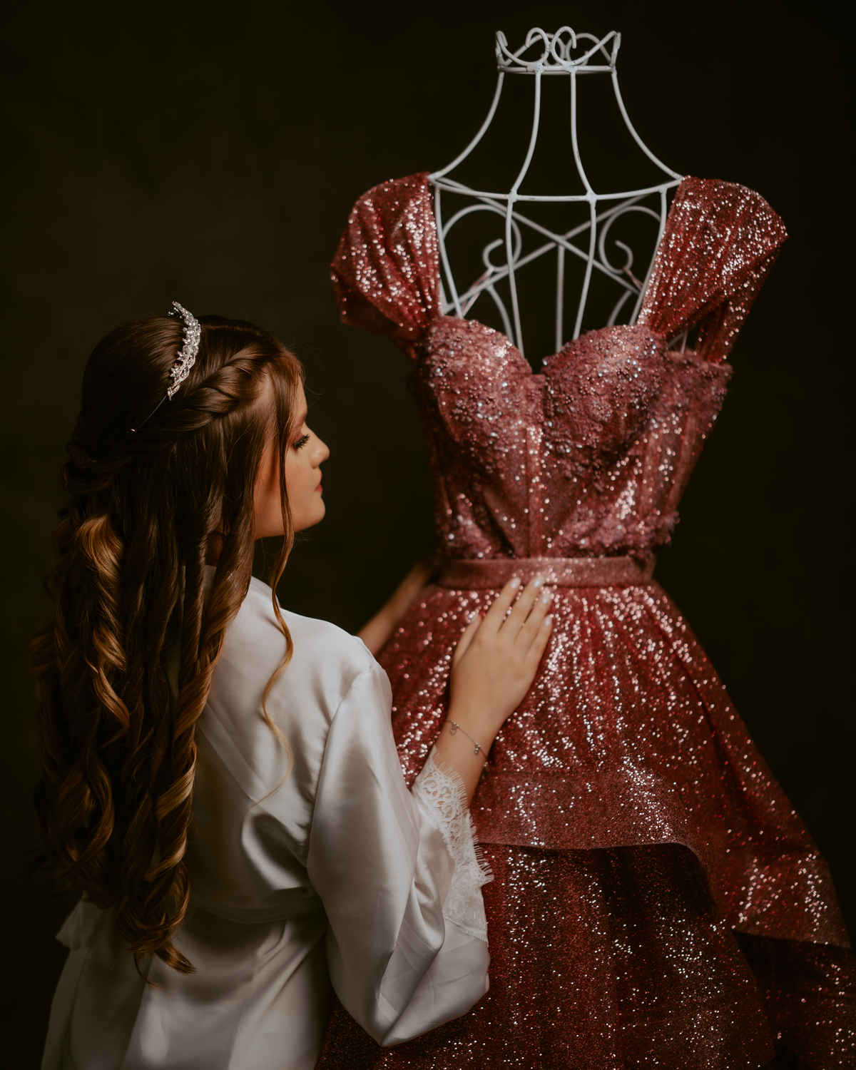 otos-fotografia-fotografo-de-15-anos-priscila-festa-de-debutante-em-rodeio-sc-adecio-cozina-moser-vale-europeu-santa-catarina-blumenau-balneario-camboriu-itajai-itapema-joinville-vestido-versat-alta-costura-indaial-making-of-salao-ld-decoracao-pink-blue-r