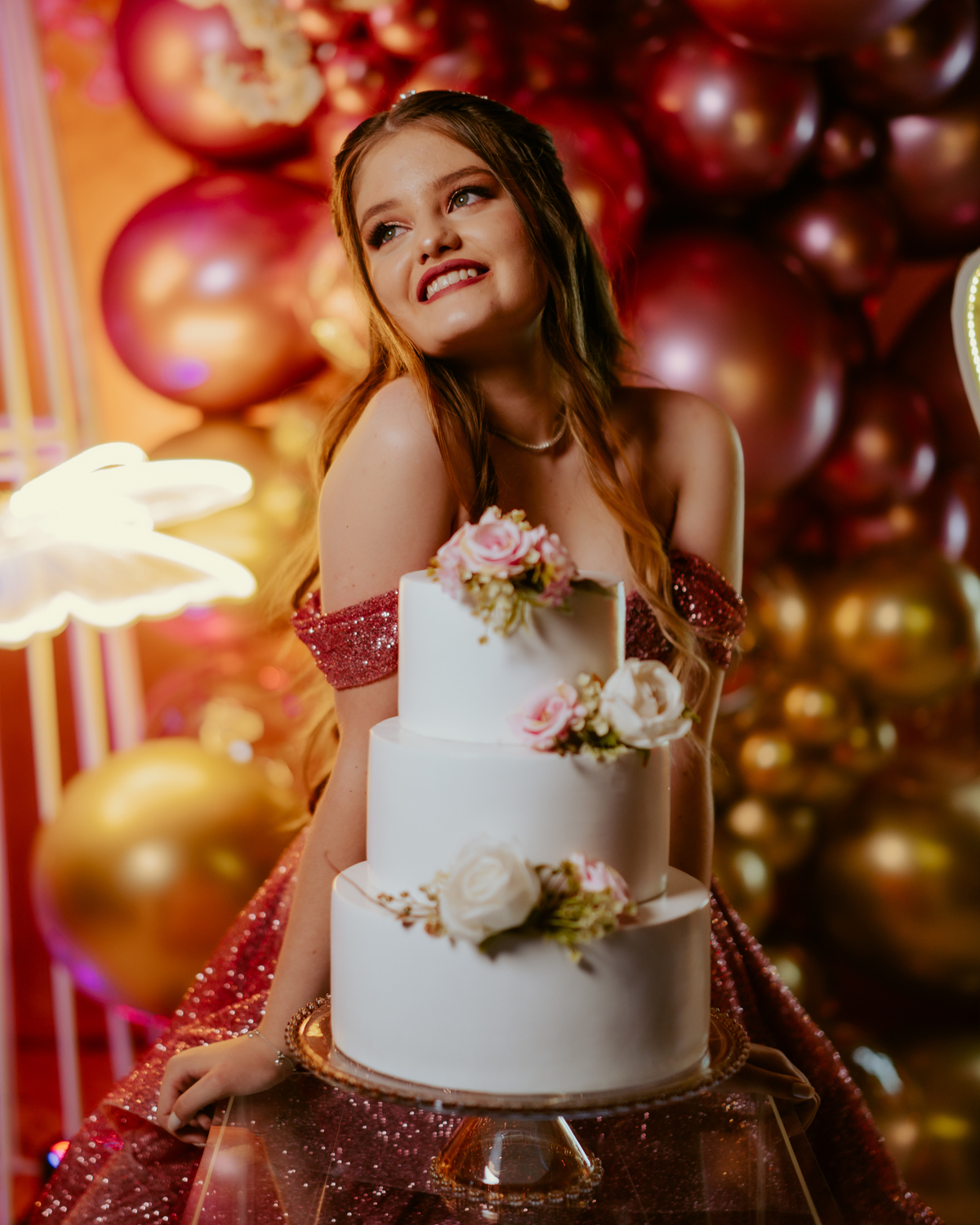 otos-fotografia-fotografo-de-15-anos-priscila-festa-de-debutante-em-rodeio-sc-adecio-cozina-moser-vale-europeu-santa-catarina-blumenau-balneario-camboriu-itajai-itapema-joinville-vestido-versat-alta-costura-indaial-making-of-salao-ld-decoracao-pink-blue-r