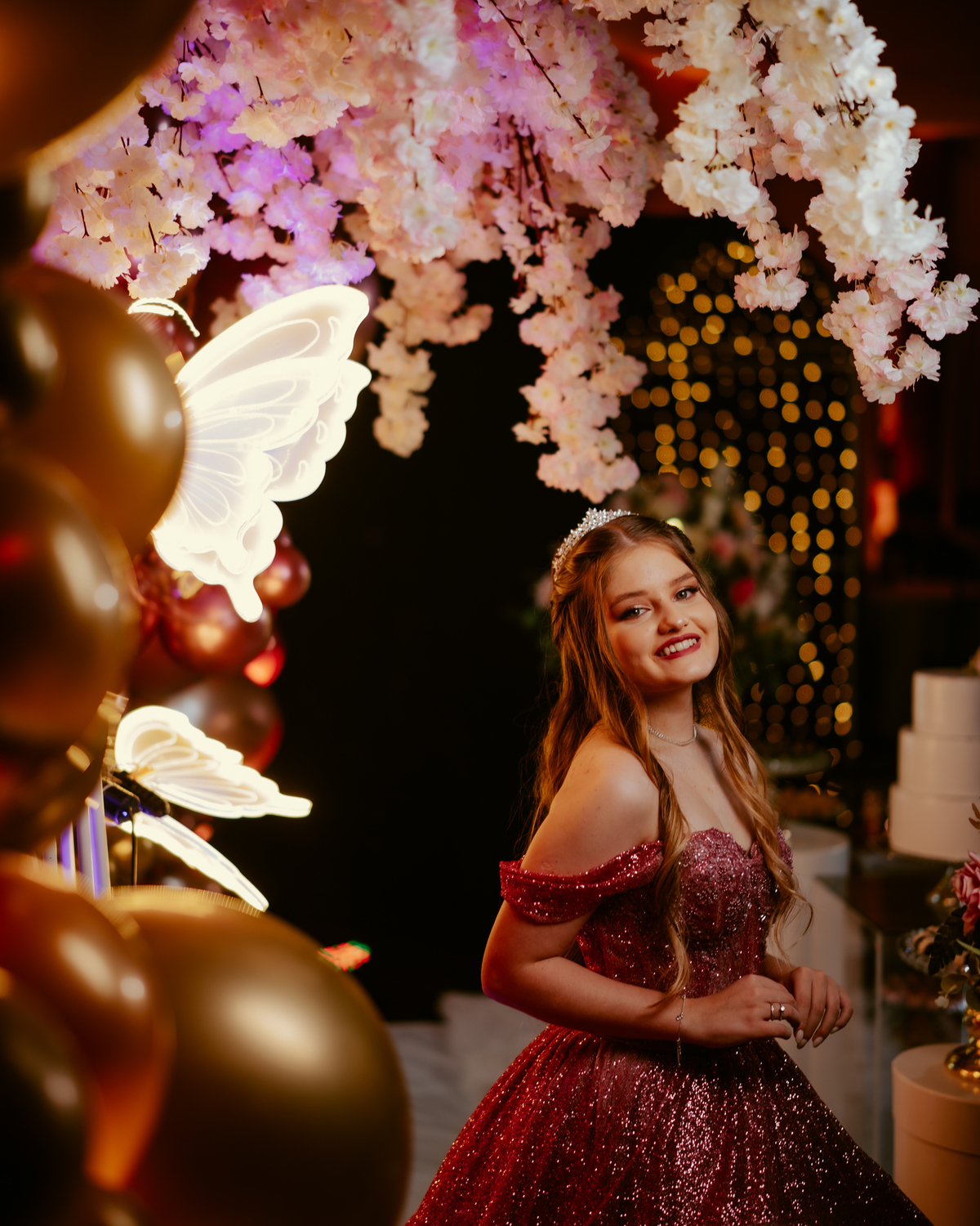 otos-fotografia-fotografo-de-15-anos-priscila-festa-de-debutante-em-rodeio-sc-adecio-cozina-moser-vale-europeu-santa-catarina-blumenau-balneario-camboriu-itajai-itapema-joinville-vestido-versat-alta-costura-indaial-making-of-salao-ld-decoracao-pink-blue-r