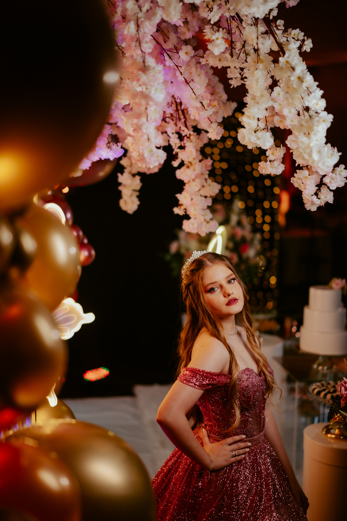 otos-fotografia-fotografo-de-15-anos-priscila-festa-de-debutante-em-rodeio-sc-adecio-cozina-moser-vale-europeu-santa-catarina-blumenau-balneario-camboriu-itajai-itapema-joinville-vestido-versat-alta-costura-indaial-making-of-salao-ld-decoracao-pink-blue-r