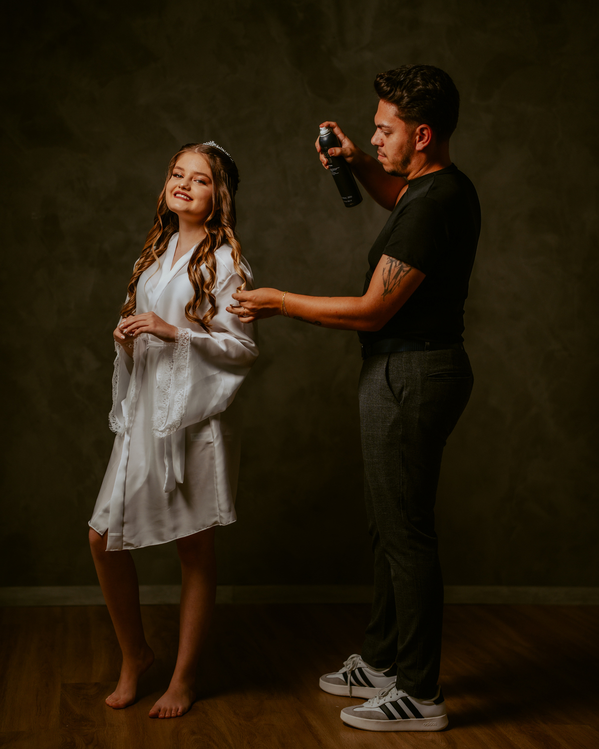 otos-fotografia-fotografo-de-15-anos-priscila-festa-de-debutante-em-rodeio-sc-adecio-cozina-moser-vale-europeu-santa-catarina-blumenau-balneario-camboriu-itajai-itapema-joinville-vestido-versat-alta-costura-indaial-making-of-salao-ld-decoracao-pink-blue-r