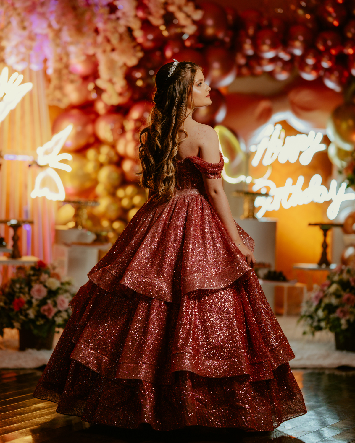 otos-fotografia-fotografo-de-15-anos-priscila-festa-de-debutante-em-rodeio-sc-adecio-cozina-moser-vale-europeu-santa-catarina-blumenau-balneario-camboriu-itajai-itapema-joinville-vestido-versat-alta-costura-indaial-making-of-salao-ld-decoracao-pink-blue-r