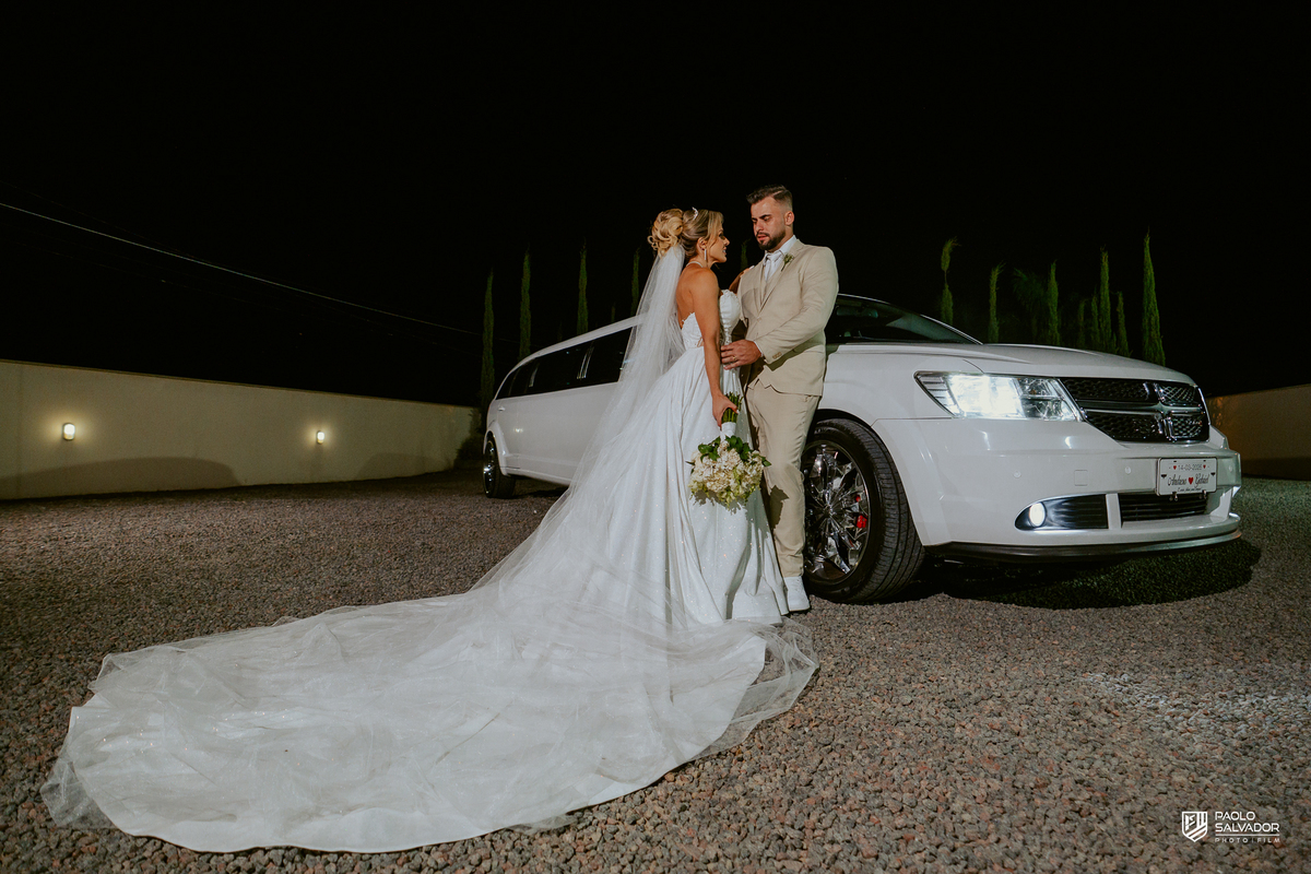 Wedding e mini wedding no litoral de Santa Catarina com fotografia de casamento por Paolo Salvador Photo & Film, espaço elegante para casamentos em Joinville, Florianópolis, Balneário Camboriú, Itapema e Itajaí, destinos muito procurados para casamentos