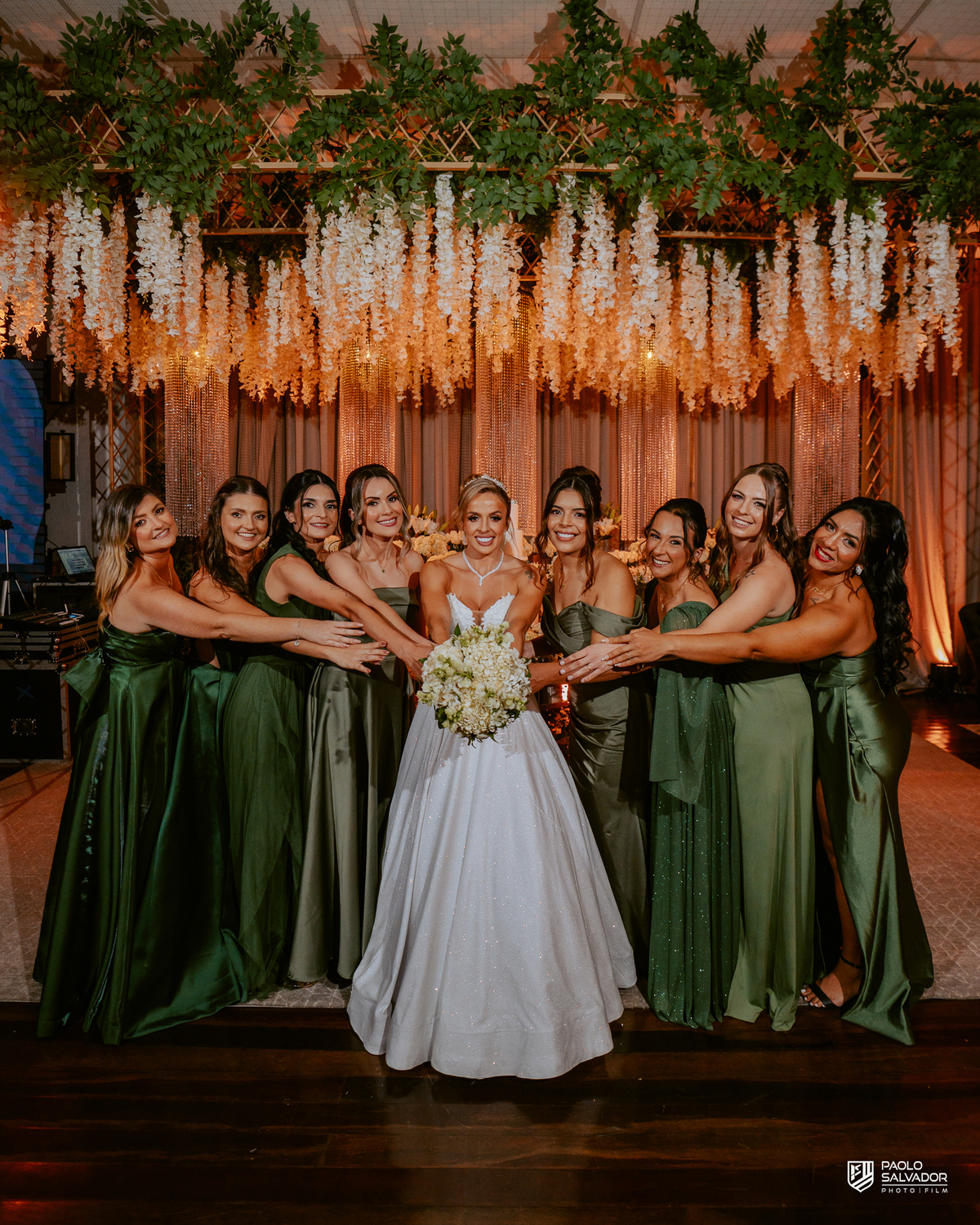 Wedding e mini wedding no litoral de Santa Catarina com fotografia de casamento por Paolo Salvador Photo & Film, espaço elegante para casamentos em Joinville, Florianópolis, Balneário Camboriú, Itapema e Itajaí, destinos muito procurados para casamentos