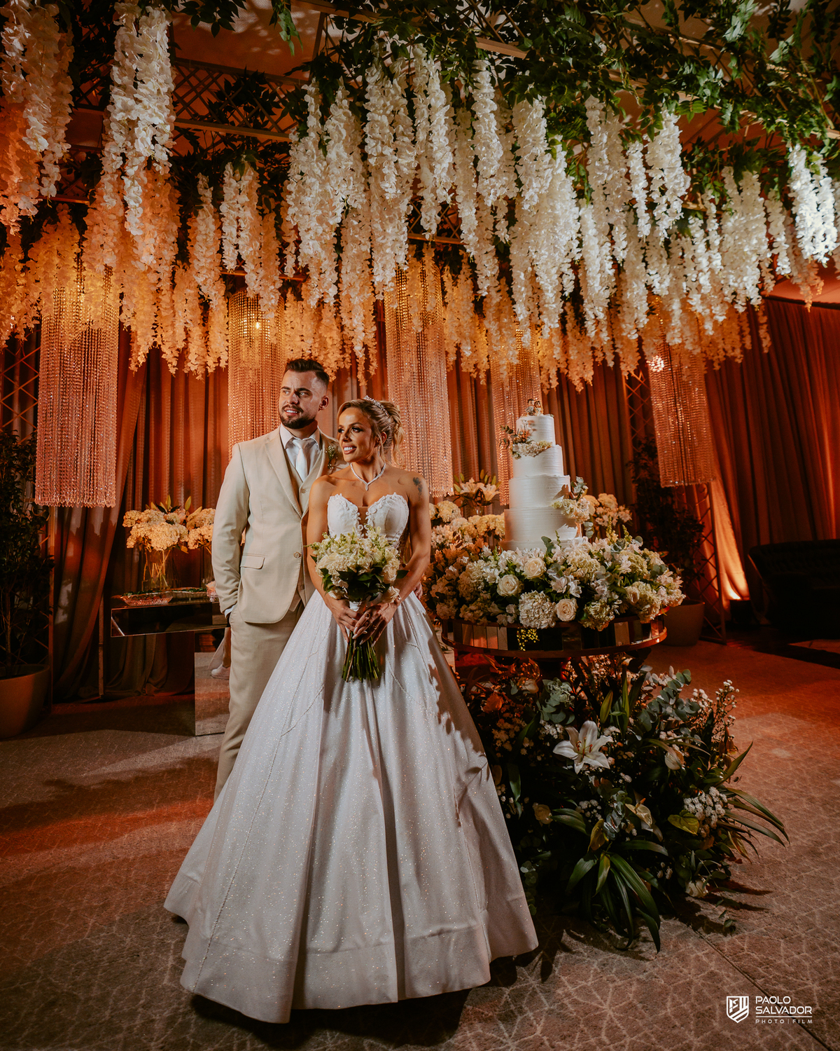 Wedding e mini wedding no litoral de Santa Catarina com fotografia de casamento por Paolo Salvador Photo & Film, espaço elegante para casamentos em Joinville, Florianópolis, Balneário Camboriú, Itapema e Itajaí, destinos muito procurados para casamentos