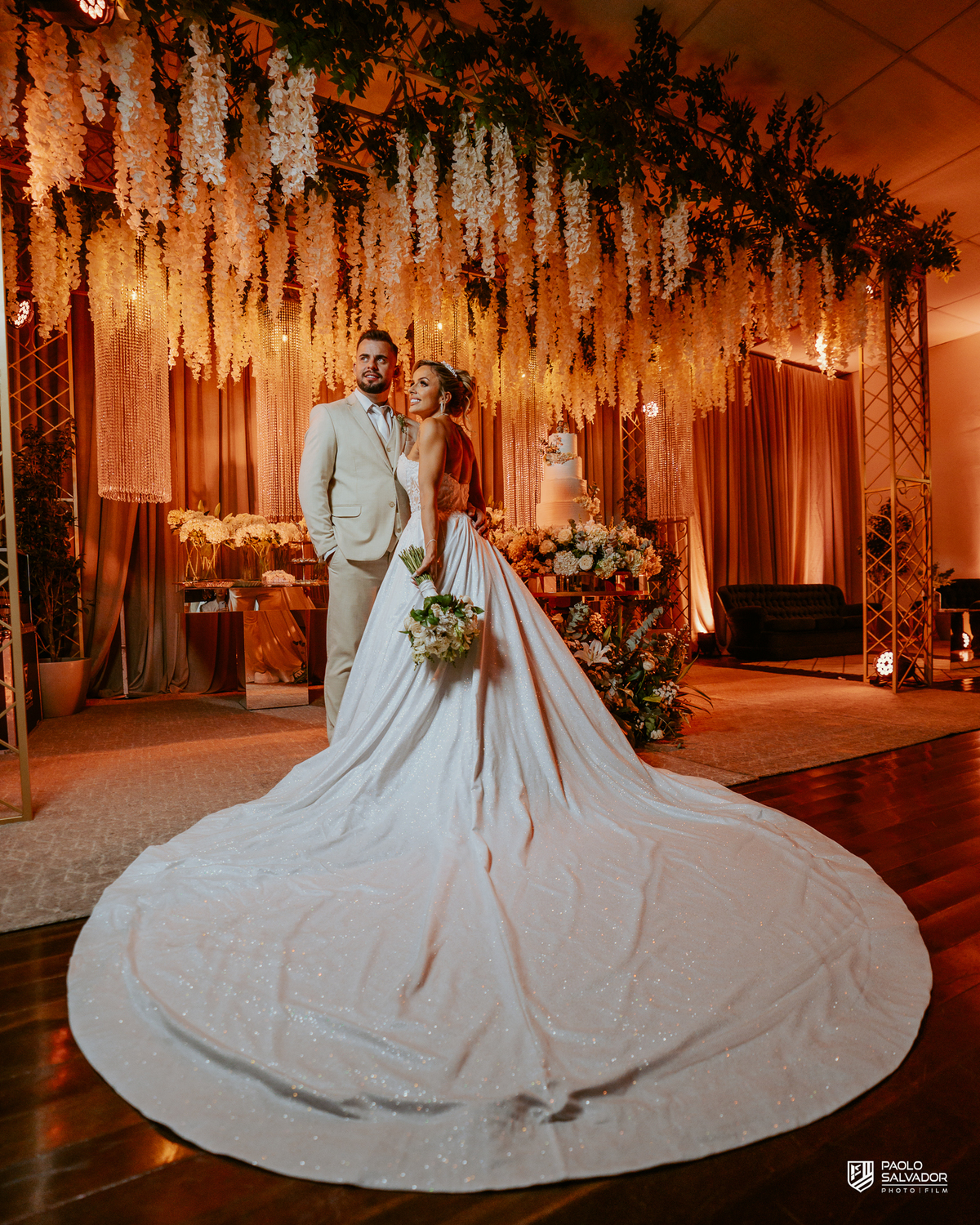 Wedding e mini wedding no litoral de Santa Catarina com fotografia de casamento por Paolo Salvador Photo & Film, espaço elegante para casamentos em Joinville, Florianópolis, Balneário Camboriú, Itapema e Itajaí, destinos muito procurados para casamentos