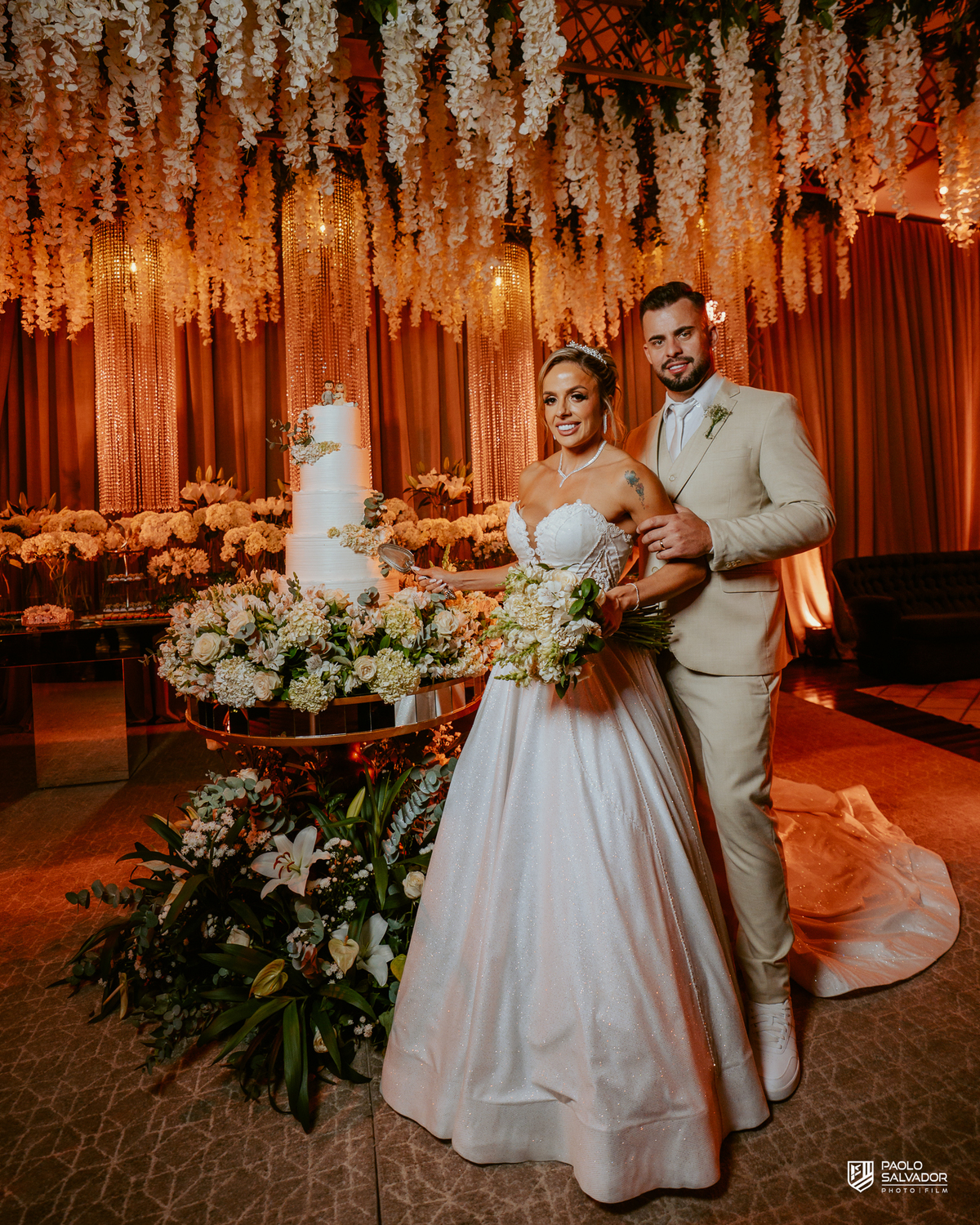 Wedding e mini wedding no litoral de Santa Catarina com fotografia de casamento por Paolo Salvador Photo & Film, espaço elegante para casamentos em Joinville, Florianópolis, Balneário Camboriú, Itapema e Itajaí, destinos muito procurados para casamentos