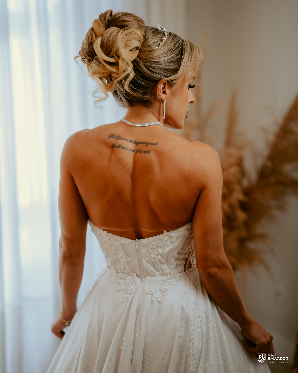 Casamento de Andresa e Gabriel no Adesso Cucina Moser em Rodeio Santa Catarina, cerimônia ao ar livre com decoração da Silvana Decorações, assessoria Miriam Uller e fotografia de casamento em Santa Catarina por Paolo Salvador Photo & Film