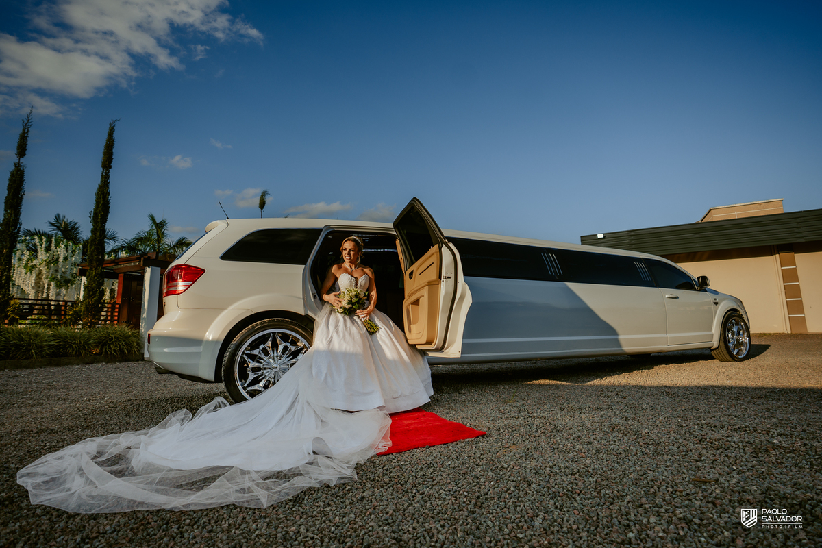 Casamento de Andresa e Gabriel no Adesso Cucina Moser em Rodeio Santa Catarina, decoração elegante da Silvana Decorações, cerimônia ao ar livre, wedding e mini-wedding no Vale Europeu, espaço sofisticado para casamentos com fotografia de casamento paolo