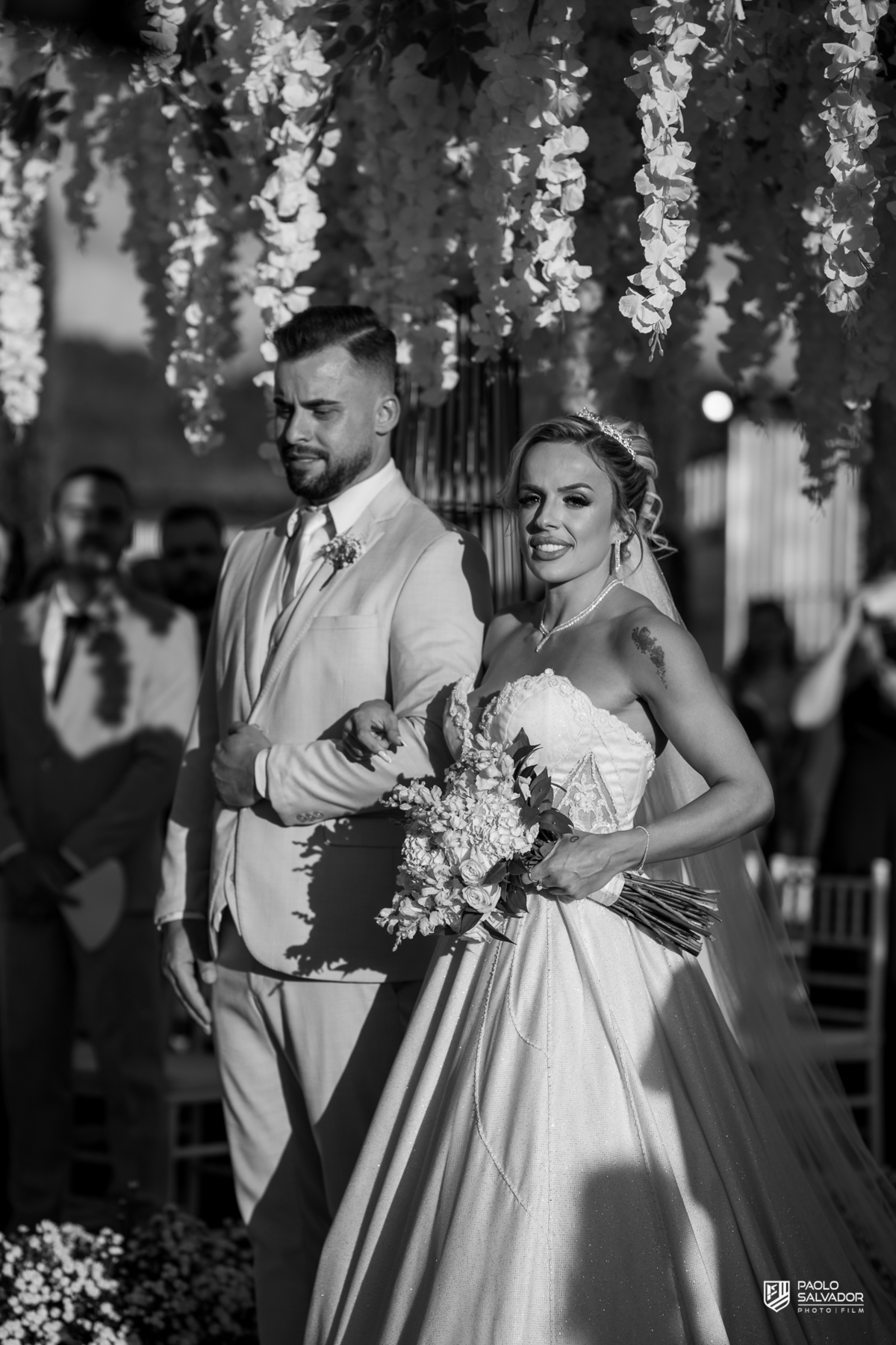 Casamento de Andresa e Gabriel no Adesso Cucina Moser em Rodeio Santa Catarina, decoração elegante da Silvana Decorações, cerimônia ao ar livre, wedding e mini-wedding no Vale Europeu, espaço sofisticado para casamentos com fotografia de casamento paolo