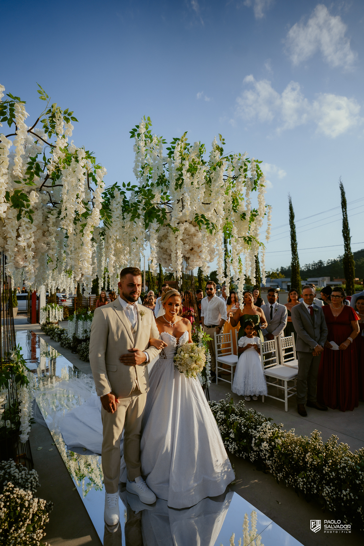 Casamento de Andresa e Gabriel no Adesso Cucina Moser em Rodeio Santa Catarina, decoração elegante da Silvana Decorações, cerimônia ao ar livre, wedding e mini-wedding no Vale Europeu, espaço sofisticado para casamentos com fotografia de casamento paolo