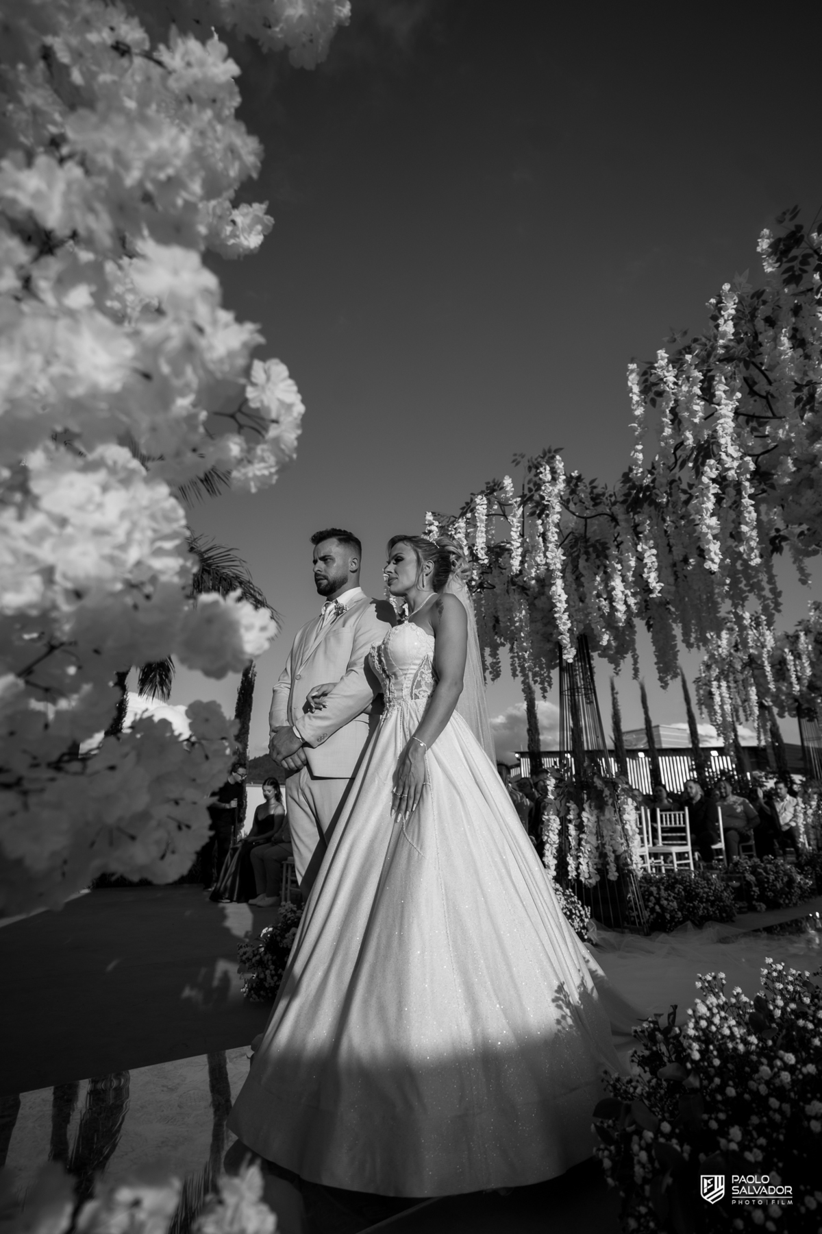 Casamento de Andresa e Gabriel no Adesso Cucina Moser em Rodeio Santa Catarina, decoração elegante da Silvana Decorações, cerimônia ao ar livre, wedding e mini-wedding no Vale Europeu, espaço sofisticado para casamentos com fotografia de casamento paolo