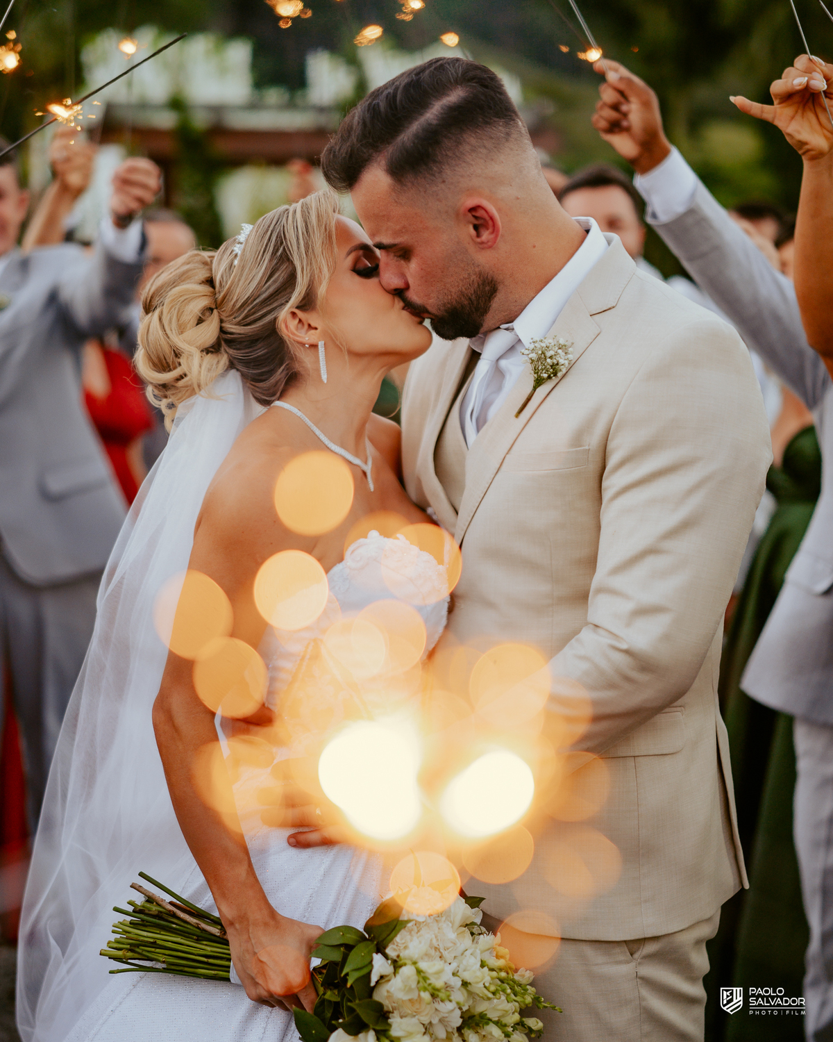 Casamento de Andresa e Gabriel no Adesso Cucina Moser em Rodeio Santa Catarina, decoração elegante da Silvana Decorações, cerimônia ao ar livre, wedding e mini-wedding no Vale Europeu, espaço sofisticado para casamentos com fotografia de casamento paolo