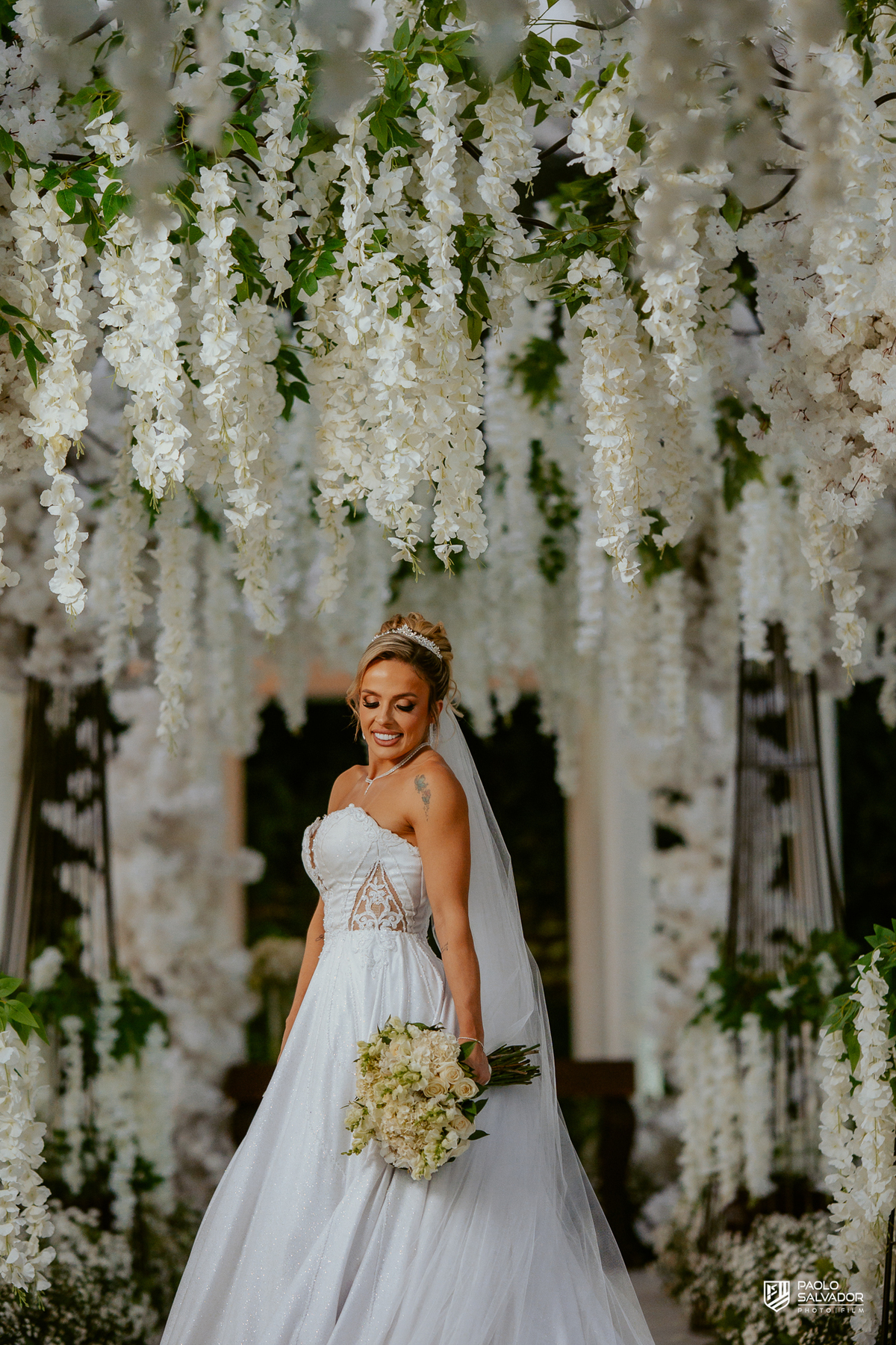 Wedding e mini wedding no litoral de Santa Catarina com fotografia de casamento por Paolo Salvador Photo & Film, espaço elegante para casamentos em Joinville, Florianópolis, Balneário Camboriú, Itapema e Itajaí, destinos muito procurados para casamentos