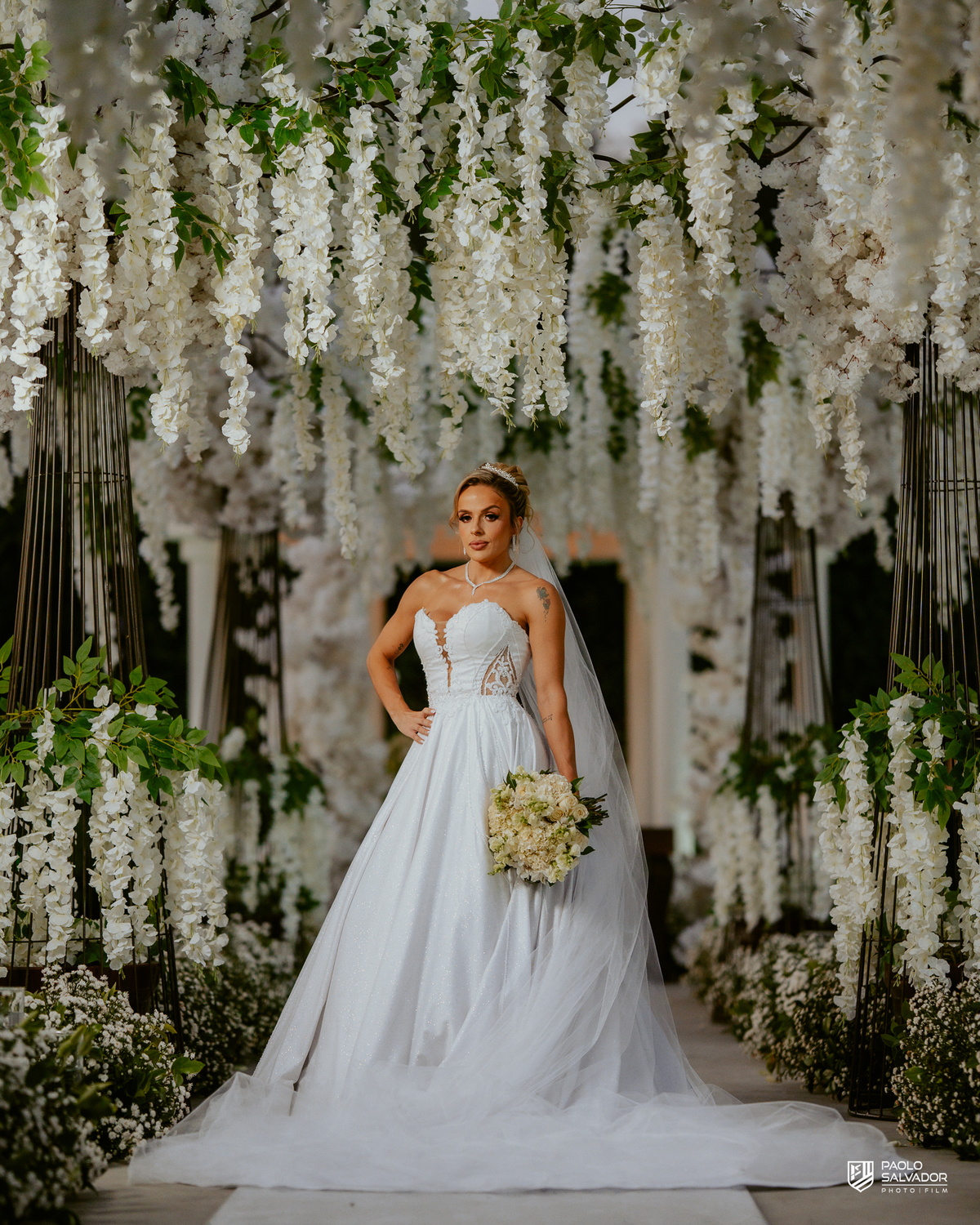 Wedding e mini wedding no litoral de Santa Catarina com fotografia de casamento por Paolo Salvador Photo & Film, espaço elegante para casamentos em Joinville, Florianópolis, Balneário Camboriú, Itapema e Itajaí, destinos muito procurados para casamentos