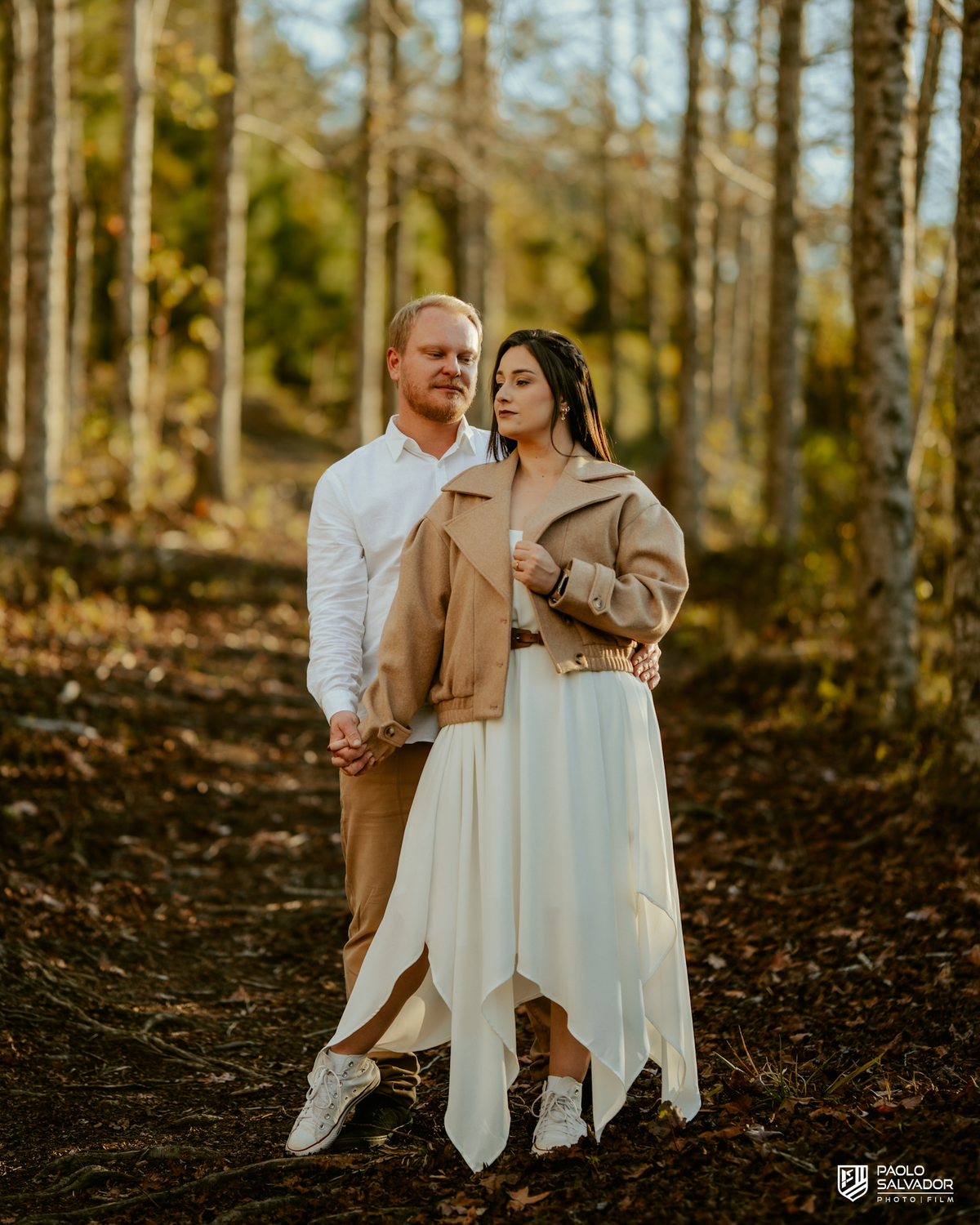 Ensaio pré wedding na floresta em Benedito Novo SC, casal em cenário romântico com natureza, fotógrafo de casamento Santa Catarina, ensaio pré casamento em trilha na Serra Catarinense