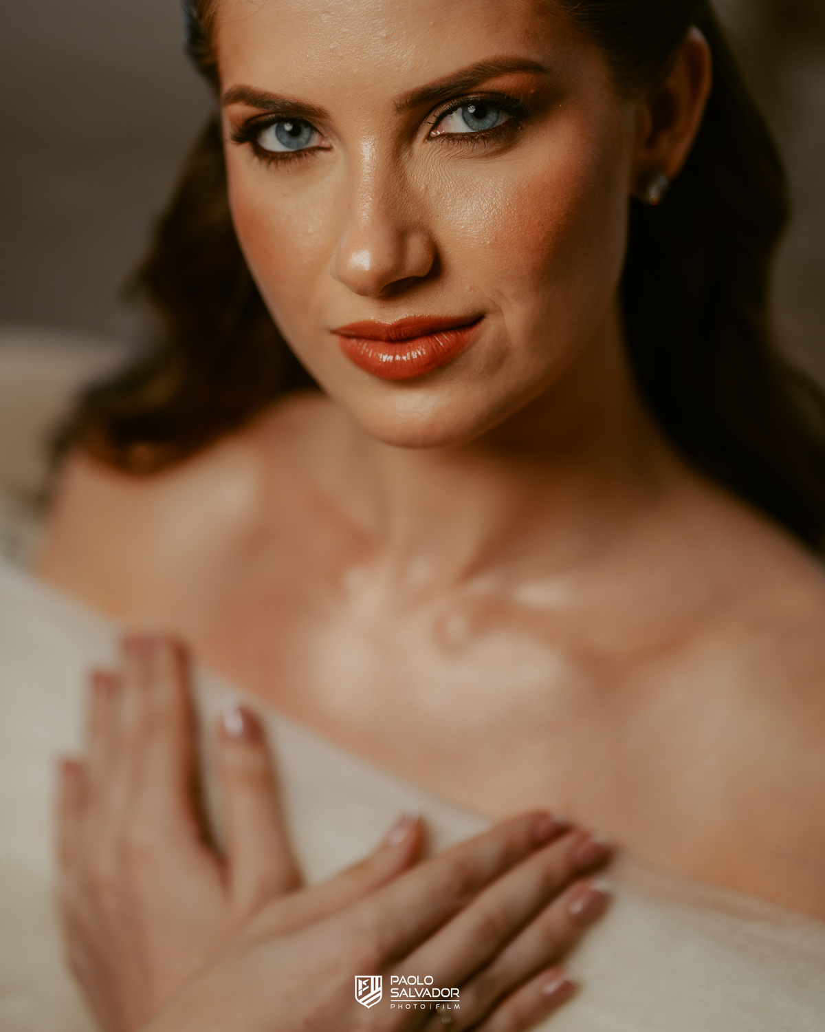 Making of da noiva em casamento no Colina Eventos em Brusque SC, preparação com madrinhas e família, maquiagem e cabelo profissional, fotografia de casamento em Brusque, Itajaí, Itapema e região